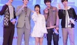 最新明星谈恋爱爆料,甜蜜互动引粉丝热议