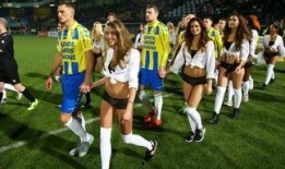 荷乙爆料最新消息,球队阵容变动及关键赛事前瞻